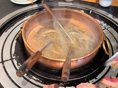 -阿山卓·野生菌火锅·纳西火塘烤肉