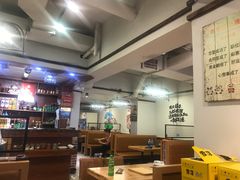 大堂-鸽子窝专业烧烤店(南市场店)