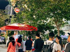 -詹爷爷乌节路街头冰淇淋