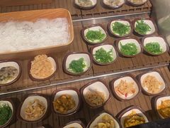 -牛YO寿喜烧·铁板烧和牛火锅自助(市府恒隆店)