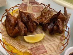 -泉龙渔村·粤式早茶·金牌烧鹅(中山三乡店)