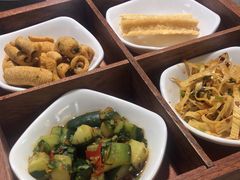 -老房老舍重庆火锅(假日城市店)