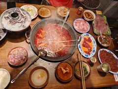 -萍姐火锅·公路夜市(武汉首店)