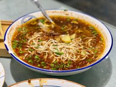 酸汤臊子面-大嘻咹biangbiang面(历史博物馆店)