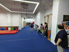 -蜩动儿童运动成长馆(恒生万鹂广场店)