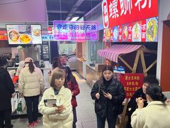 -南湖公园地摊集市