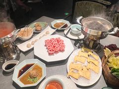 -鼎鼎香·港式火锅(北京SKP店)