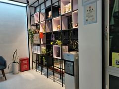 -梦想空间私人影院(金山万达店)