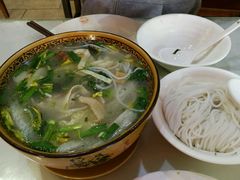 -桥香园云南过桥米线(金马碧鸡店)
