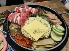 -WOW LUCKY创意韩料(龙阳广场店)