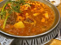 -喇喇排骨火锅·传统韩式脊骨汤(望京西园总店)