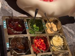 -德天肥牛海鲜火锅(城西银泰店)