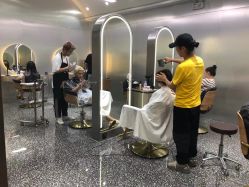 -Tloml salon