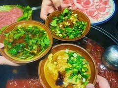 -冯校长老火锅(中联广场店)