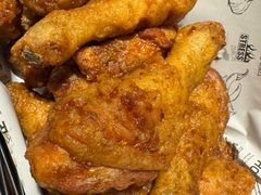 -BHC炸鸡(明洞总店)