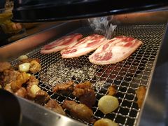 -肉甲韩国木炭烤肉(新壹街1店)