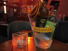 -TZ House音乐现场(来福士中心店)