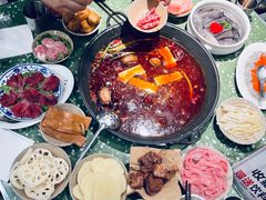 -五里关火锅(上海鑫耀·光环Live店)