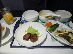 -胡志明新山一国际机场