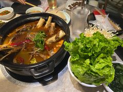 -沪小胖小龙虾(淮海中路旗舰店)