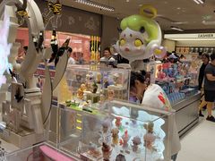 -泡泡玛特POPMART(蓝色港湾店)
