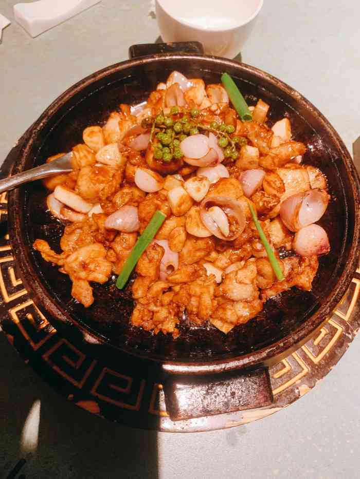 大秦小宴(卓悦中心店)-"朋友推荐它的肉夹馍很地道,就过来尝试一下.