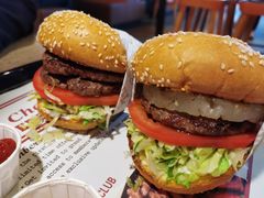 -The Habit Burger Grill 哈比特汉堡(复兴soho店)