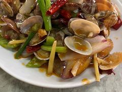 -四川小胡子海鲜(丁村万人海鲜广场店)