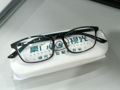 -豪门视光·星趣控·蔡司依视路眼镜代理商(中央大街店)