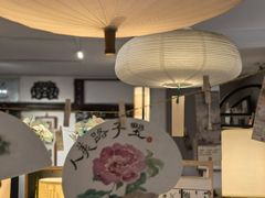 -邊城書店