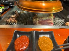 -肉甲韩国木炭烤肉(新壹街1店)