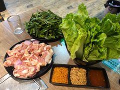 -石记东北风味烤肉店(子固路店)