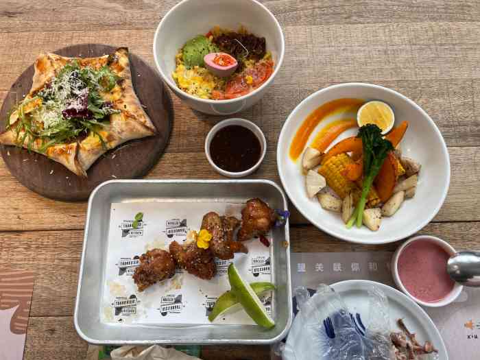 三秋舍·梦幻岛(小西路店)-"又一次来到三秋舍,环境没得说,2000平.