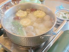 -潮界(LU·ONE凯德晶萃广场店)