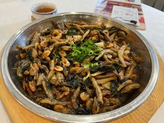 罗定豆豉蒸鱼虾仔-东江渔村·古典园林·30年粤菜老字号(太和店)