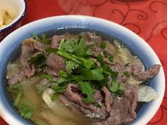 -冯烫烫跷脚牛肉·川菜小馆(武胜西街店)