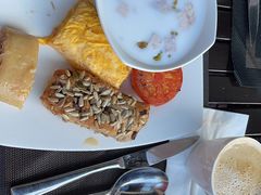 -三亚湾海居铂尔曼度假酒店