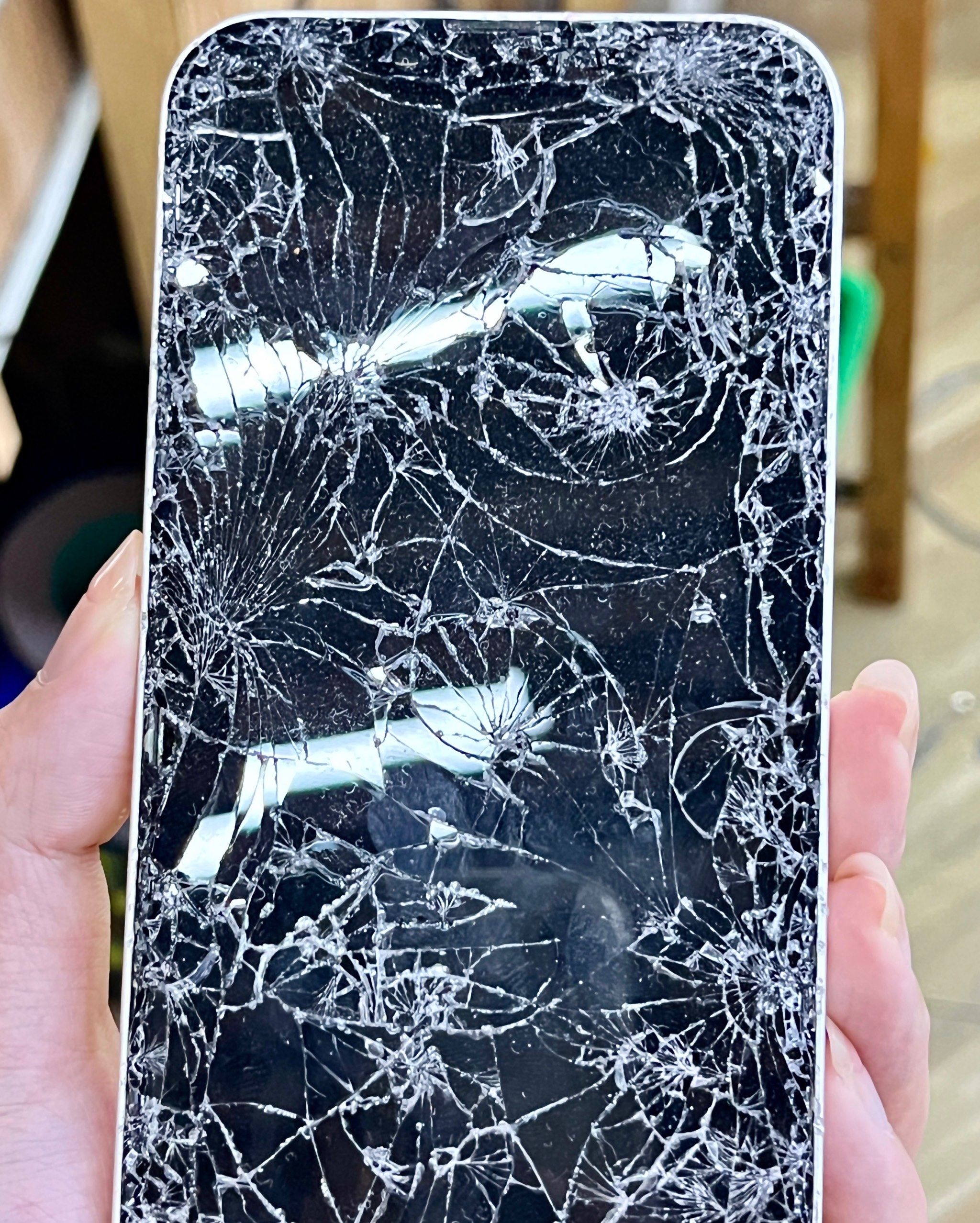 崩溃了!分期买的!老板说能修!