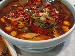 -渝信川菜 · 川味家常菜(财富购物中心店)