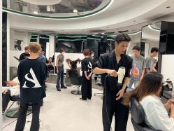 -DIAN DIAN SALON点点