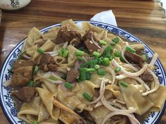 -壹阁胡羊焖饼(特色小吃街店)