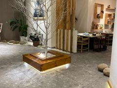 -墨居上隐·院子里火锅(峨眉店)