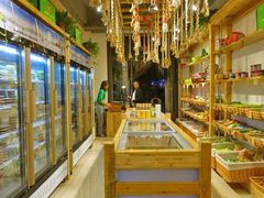 -锅圈食汇火锅烧烤食材超市(聚贤路店)