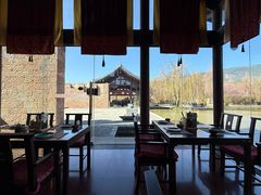 -丽江悦榕庄酒店-明月·雪山庭院餐厅