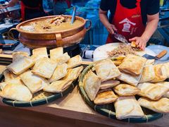 驴肉烧饼-沙州食驿·非遗小吃夜市