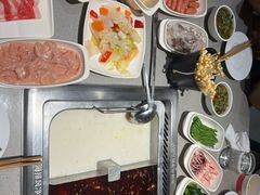 -海底捞火锅(新松江路店)