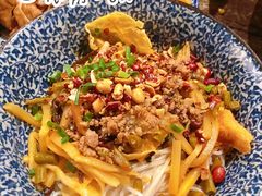 -粉家柳州螺蛳粉(杨宅路店)