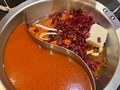 -沸炉重庆老火锅(军事博物馆店)