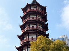 -绳金塔