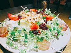 奶酪沙拉-机器人火炉披萨